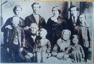 1890 William Sim his wife Charlotte (ne  Scott) Jane Hay Sim Mrs Duthie children-grandchildren                 